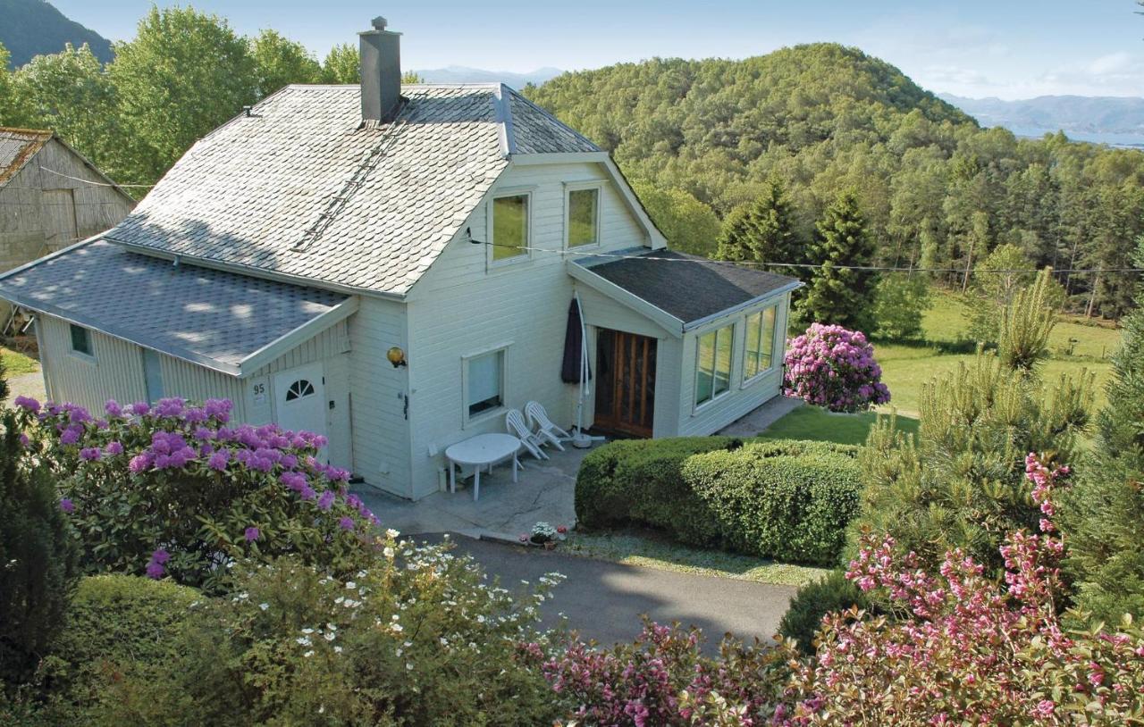 Stunning Home In Tau With House A Mountain View Zewnętrze zdjęcie